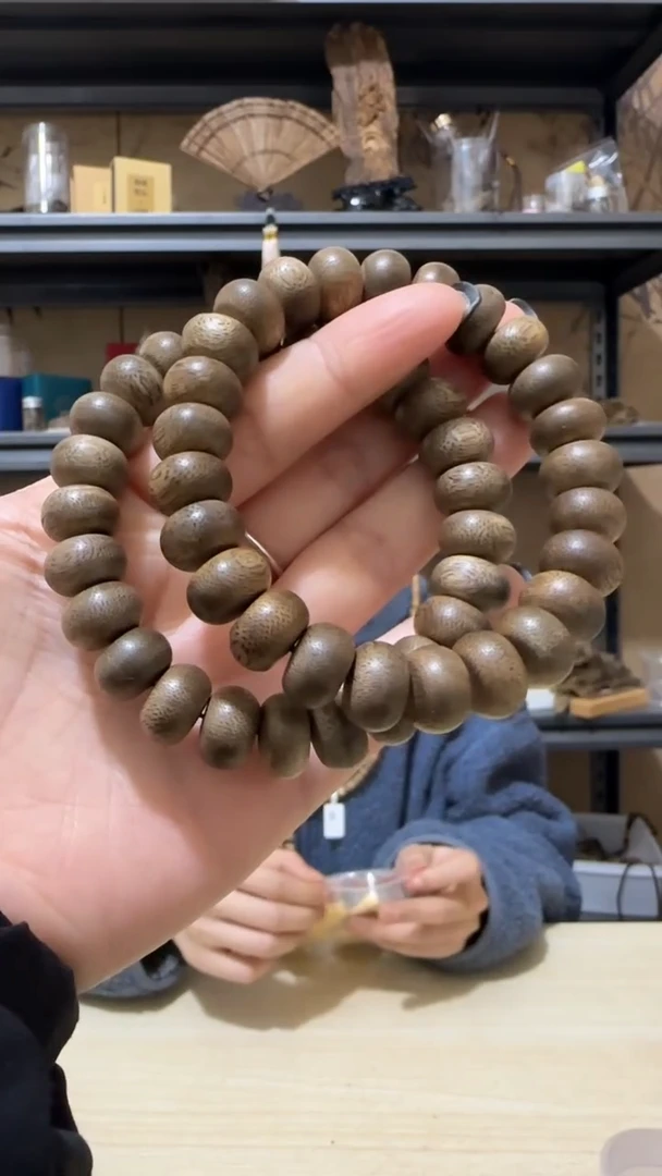 【闪购商品】沉香手串加里曼丹野料手串多样性发一条卡1.2