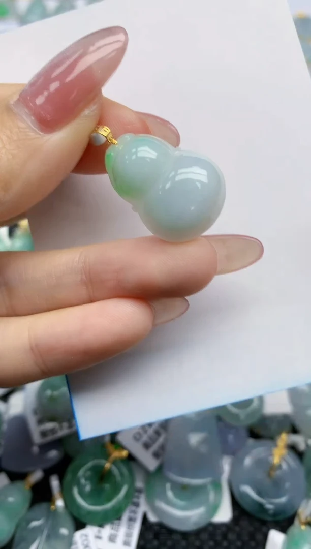 【闪购商品】翡翠挂件18K金镶嵌天然翡翠A货