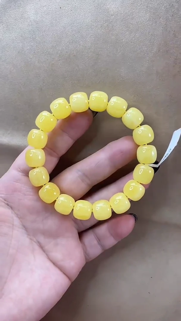 琥珀颈饰未镶嵌手串