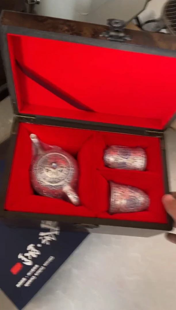 无运费险有瑕疵的摄影的产品有使用过的痕迹有点脏介意勿拍