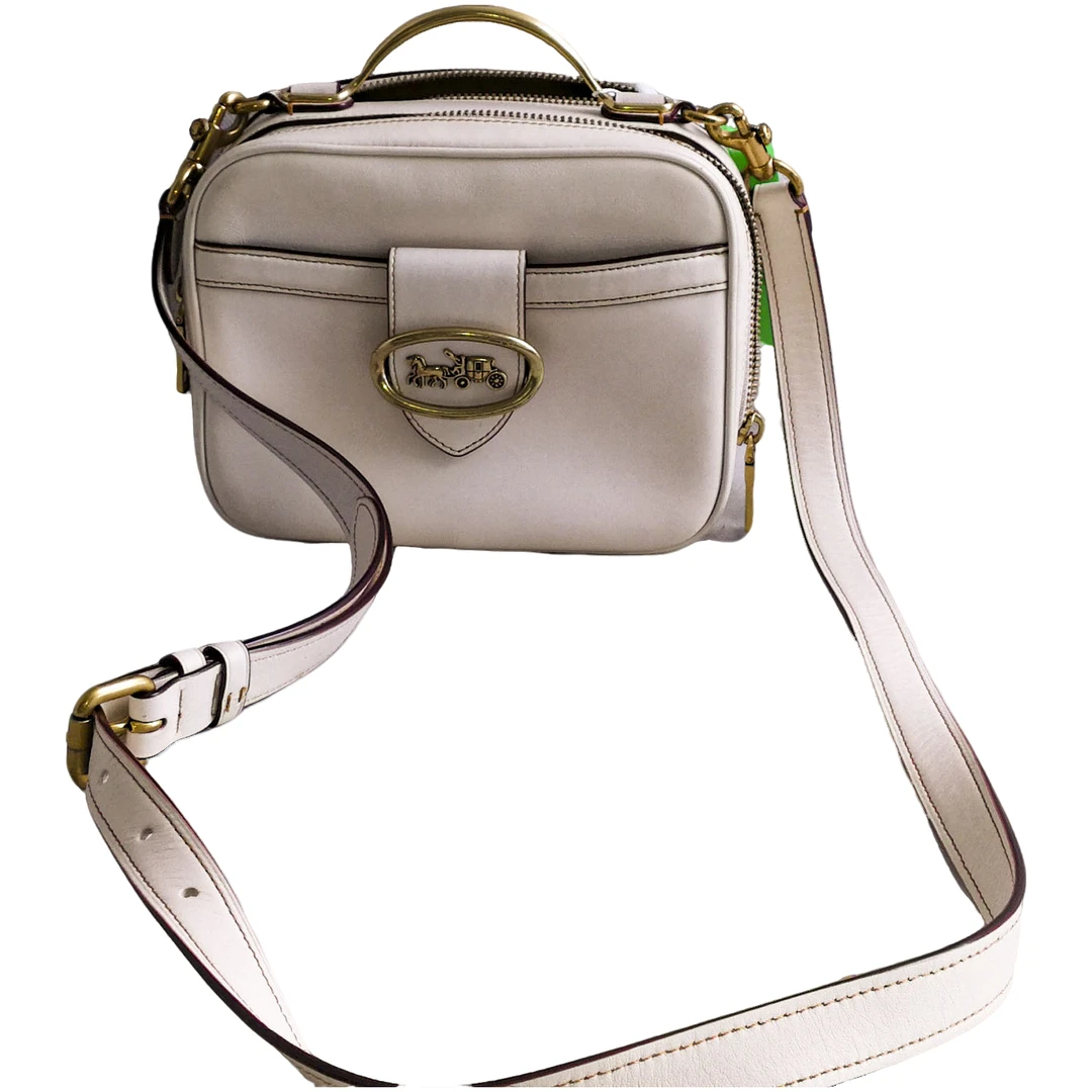 95新  Coach 马车标单肩包 071434