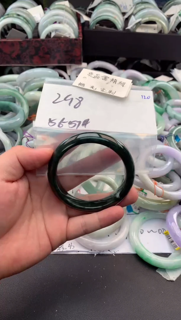 【闪购商品】定制翡翠未镶嵌毛货需精细抛光+多人