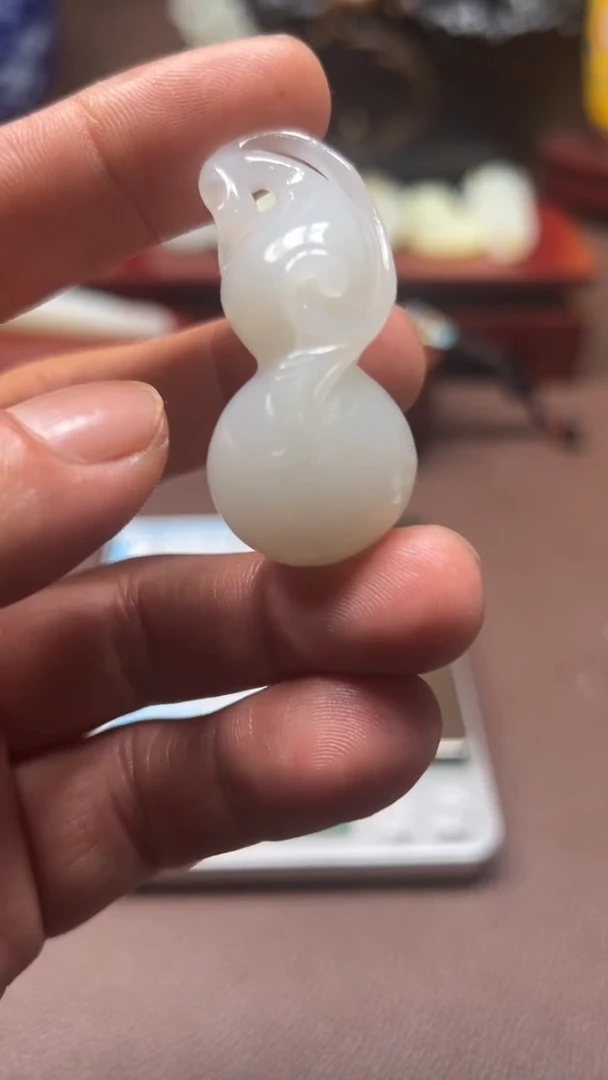 颈饰未镶嵌和田玉3