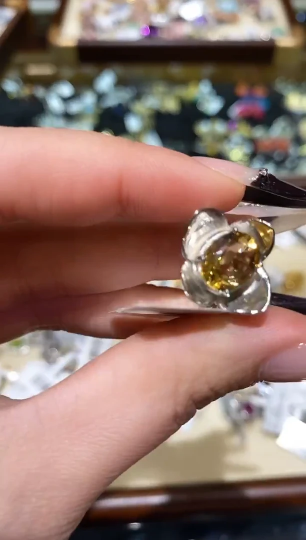 纯铜合金琉璃楚楚珠宝中古甄选不退换