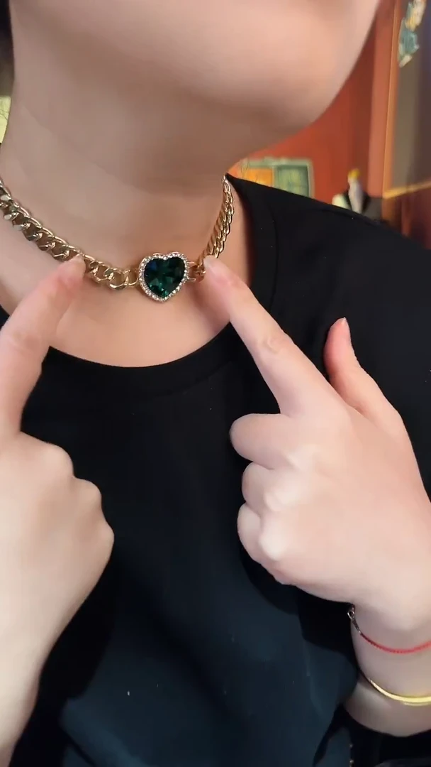 合金玻璃合金无孤品不折腾系列绿色爱心素金项链不退