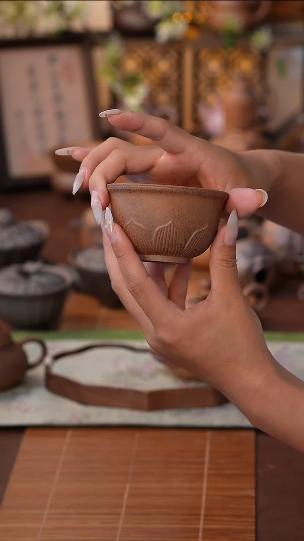 故意把头发vhkuhgf