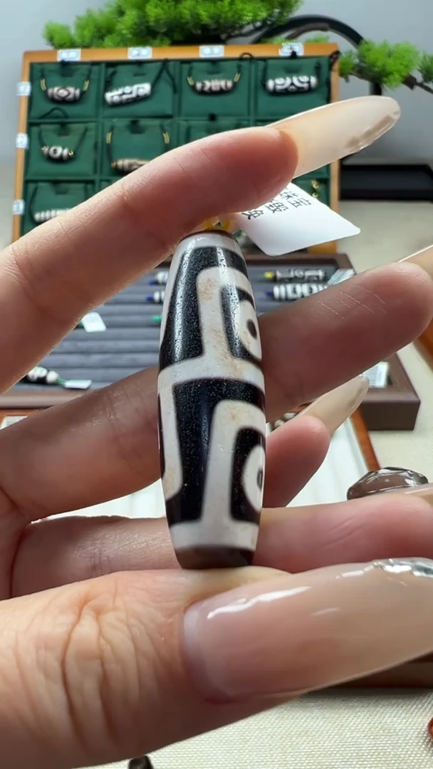 玛瑙/玉髓（覆膜）颈饰未镶嵌56微瑕随机发货