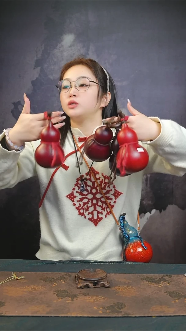 【闪购商品】RF149红色小容量酒葫芦随缘发