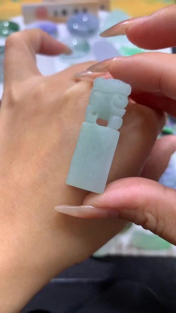 【闪购商品】定制翡翠未镶嵌翡翠