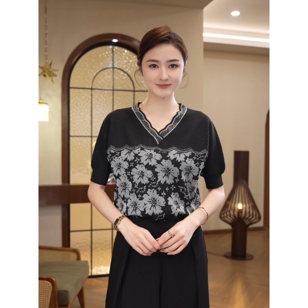 现货2025夏季新款【QQ-1007】莱赛尔天丝黑色薄款烫钻波纹针织小衫
