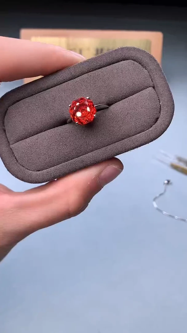 银S925镶嵌戒指石榴石1111