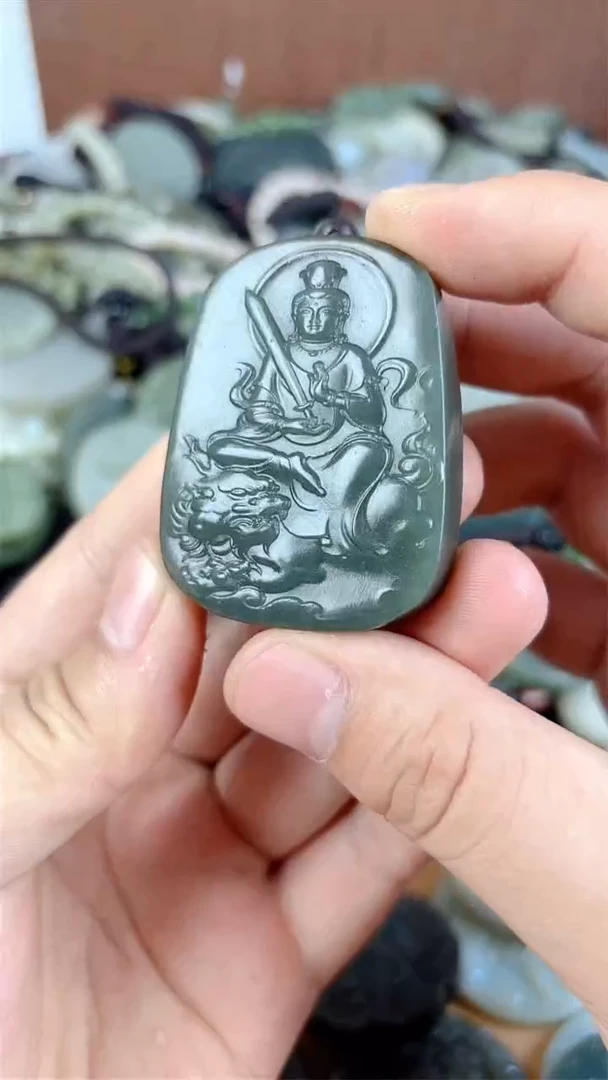 和田玉未镶嵌颈饰1