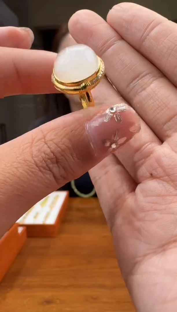 【闪购商品】和田玉17018K金镶嵌1.22冰冰