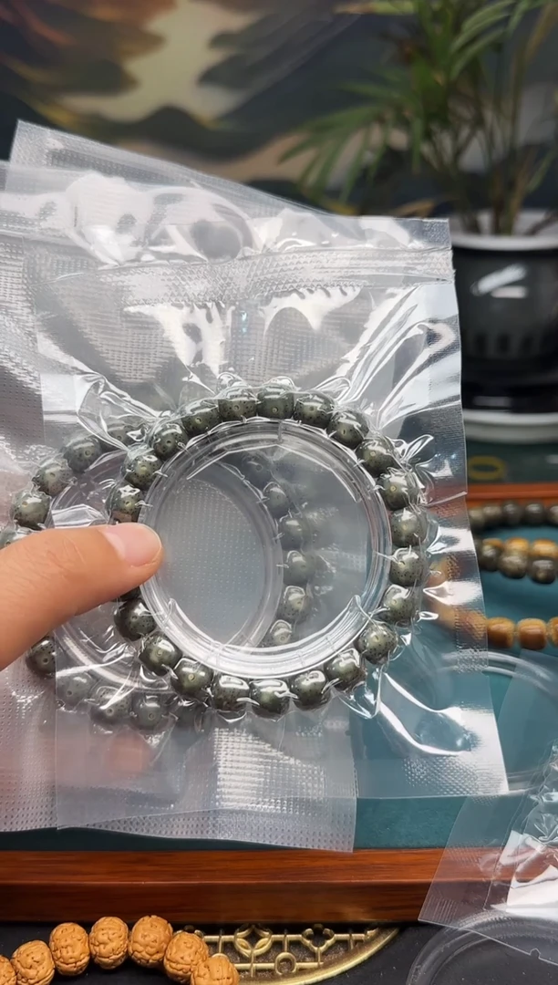 星月菩提吊坠绿冰料同枝果 10*9