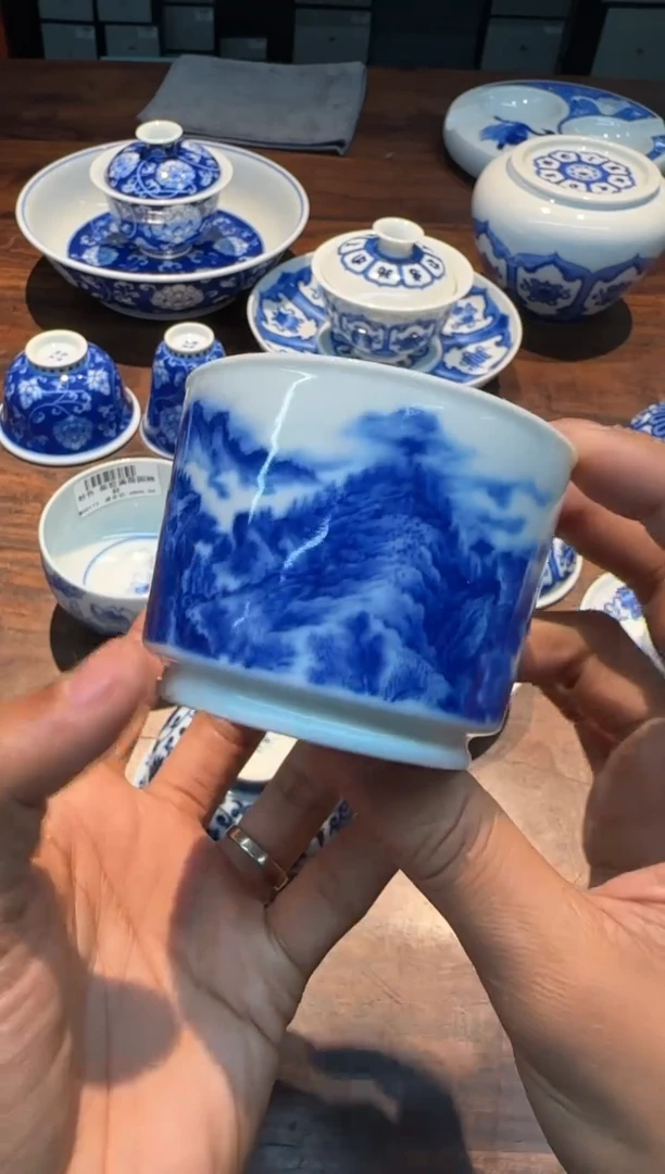 【闪购商品】妙色 柴窑山水峨眉盛境容天杯