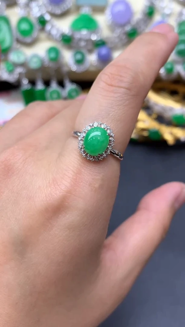 18K金镶嵌戒指翡翠439-中国好珍宝