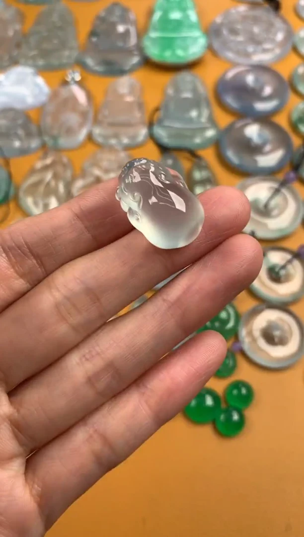 颈饰未镶嵌翡翠21.6-14.6-10.4