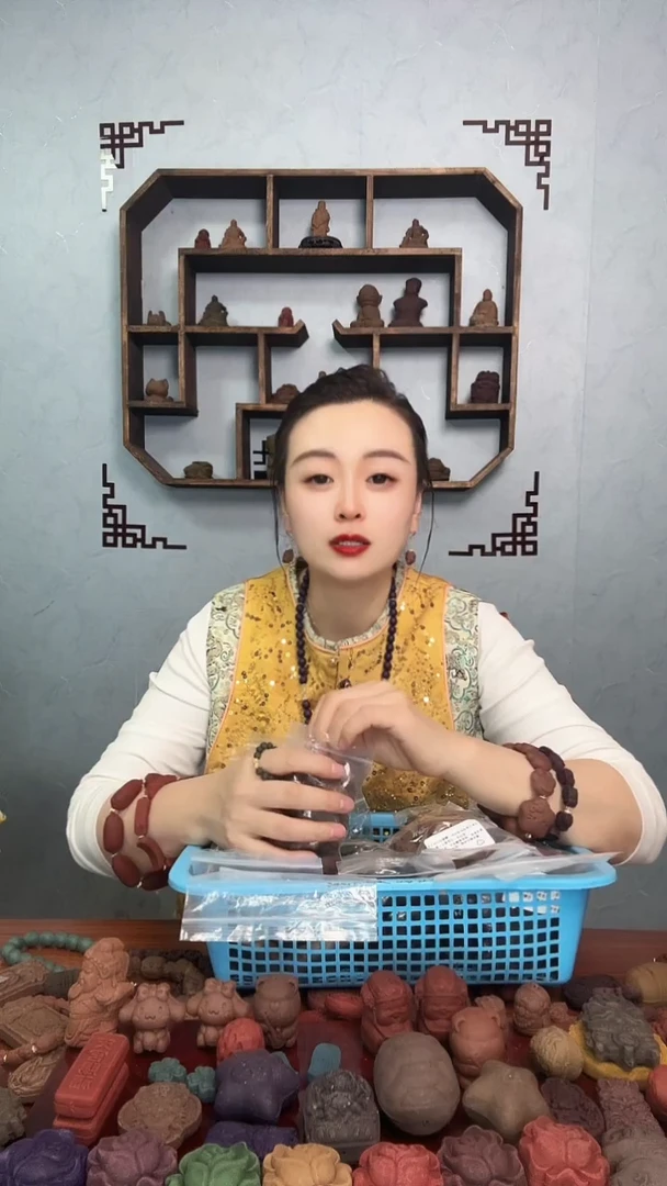 泥塑小**唉16元定向