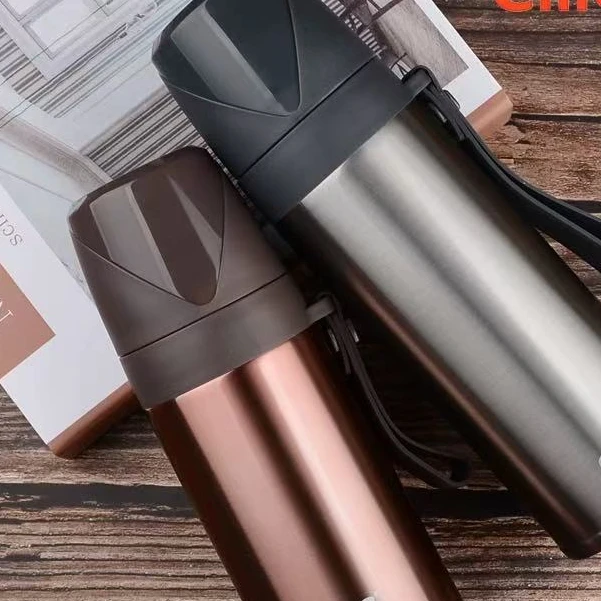 2025时尚百搭大容量流行高颜值便携保温子弹杯   19143