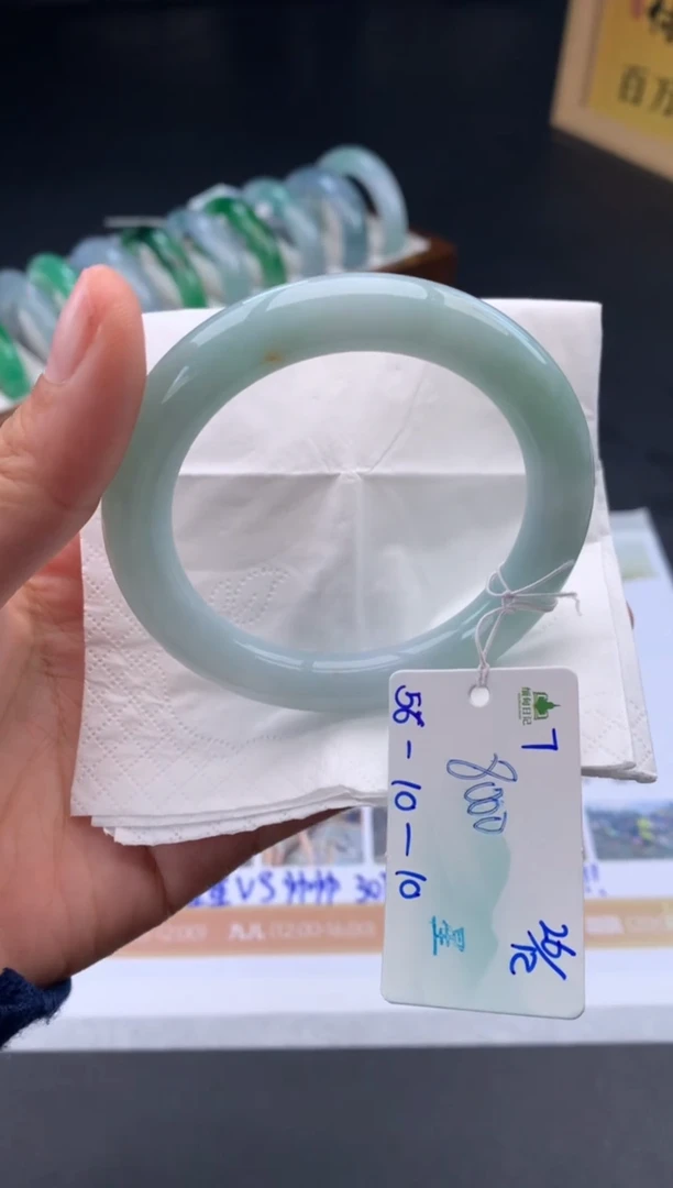 未镶嵌手镯翡翠翡翠自带#送人#，假一赔三