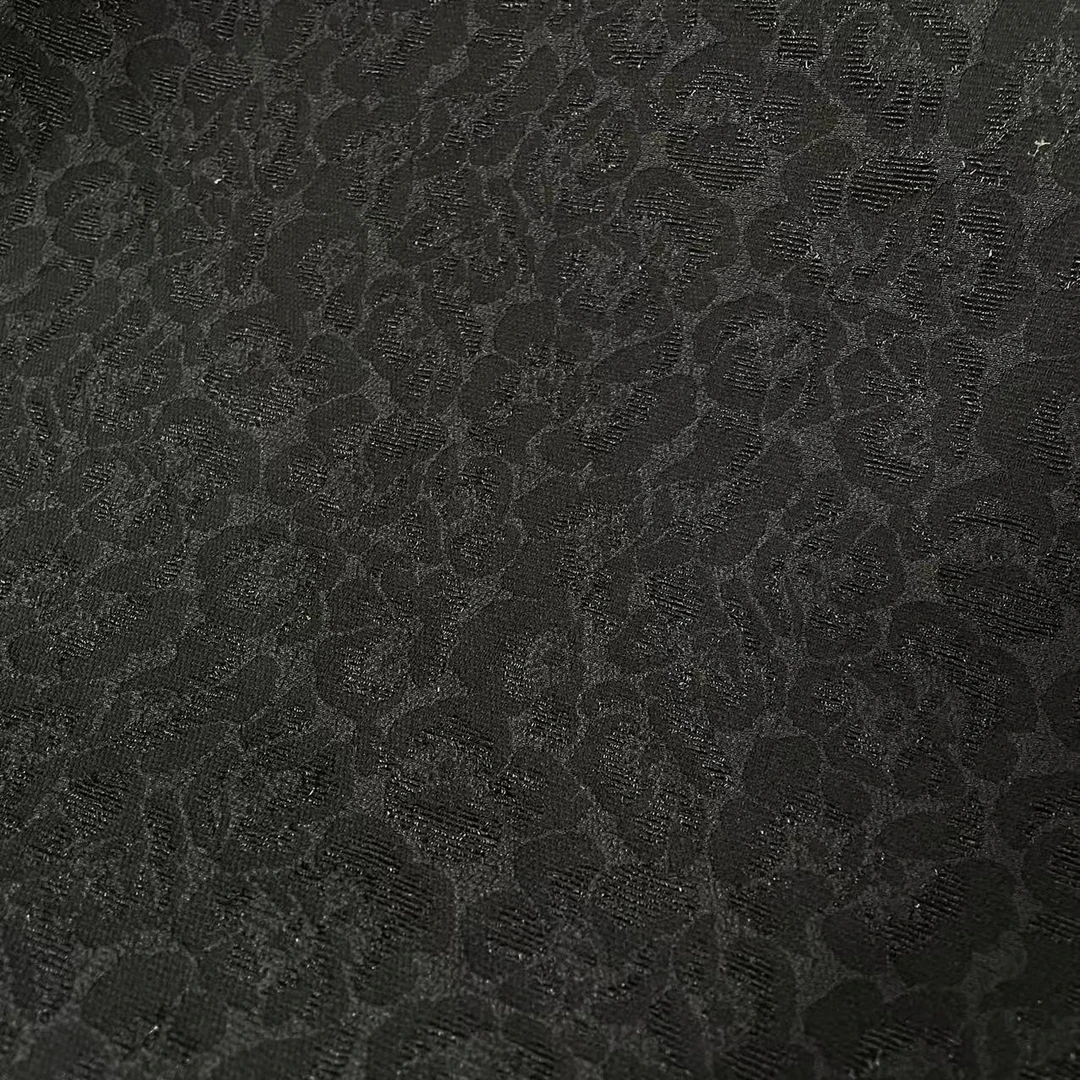 黑色小花提花弹力时尚时装面料（不支持7天无理由）