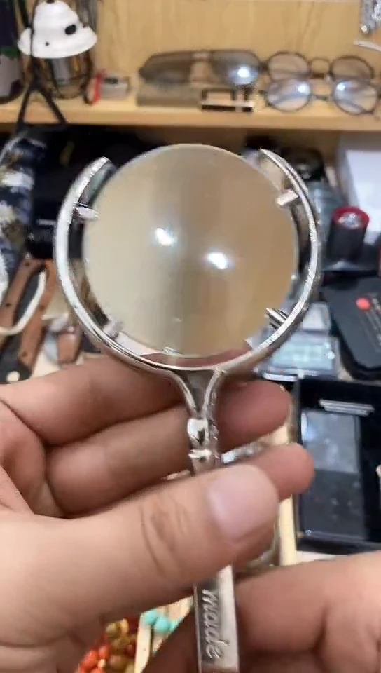 瓷片闪购商品   如图所示