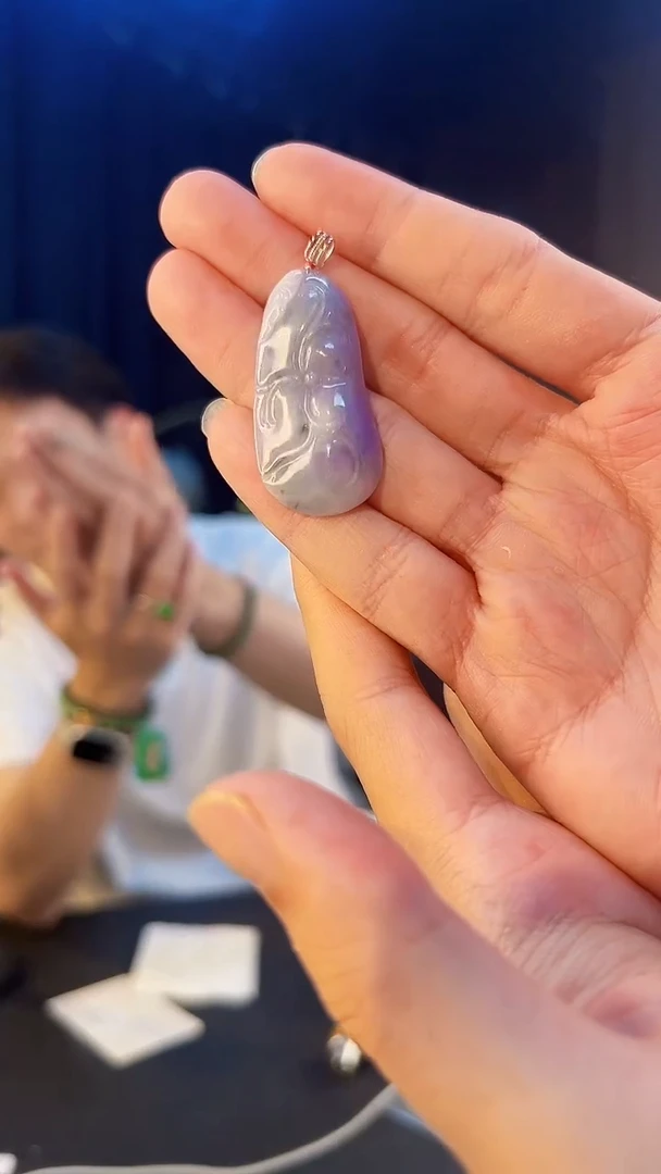 翡翠18K金镶嵌颈饰缅料A货/支持复检/一件