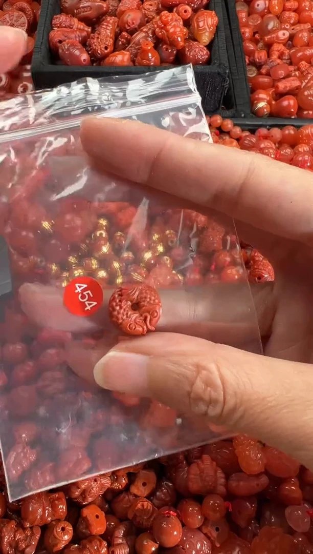 【闪购商品】南红玛瑙颈饰未镶嵌1