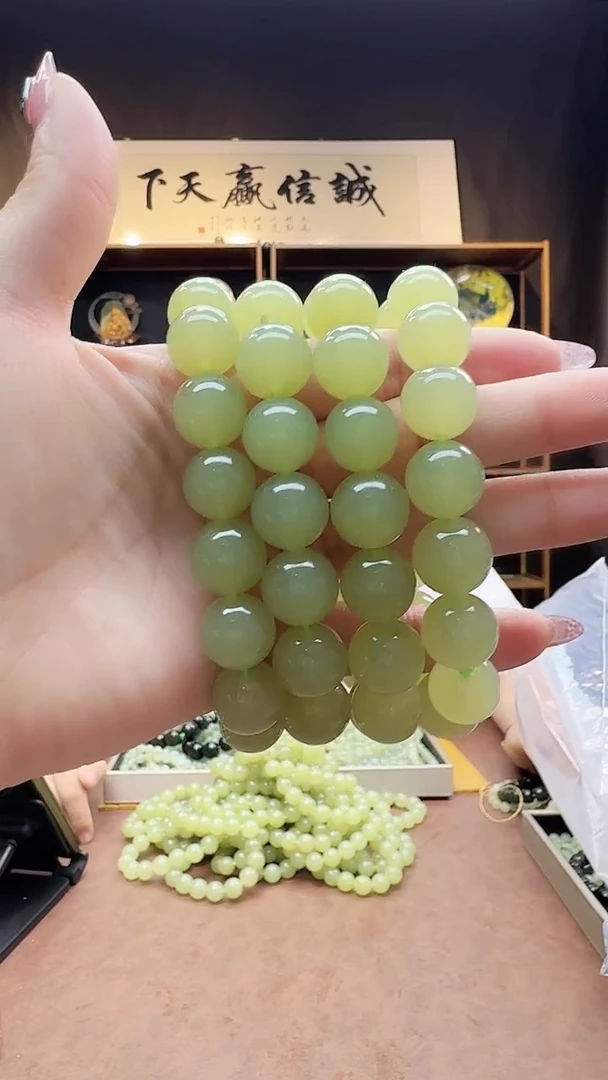 未镶嵌蛇纹石玉手链多样性随机发货14