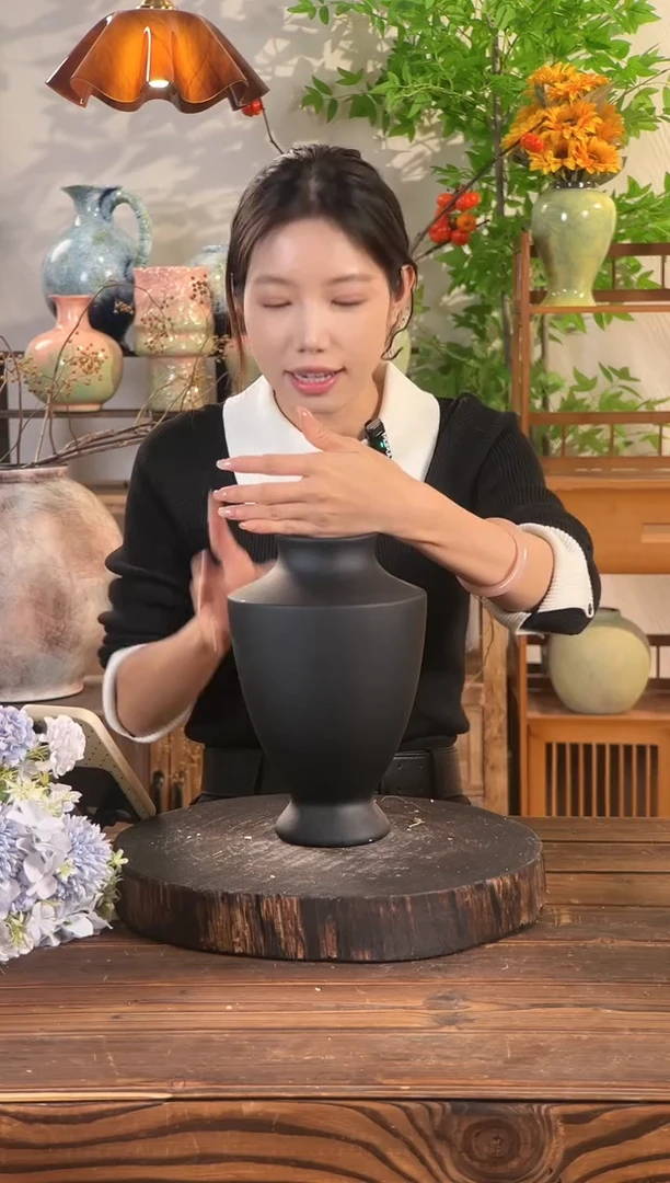 哑光黑-奖杯小号 陶瓷花瓶