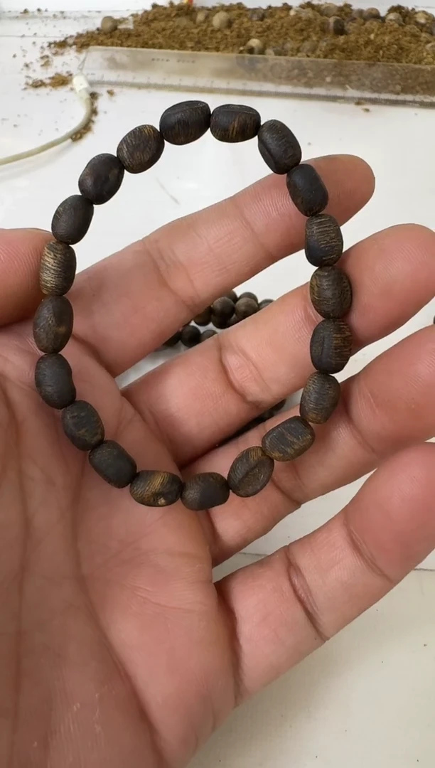 手串沉香乌身留疤单圈沉水