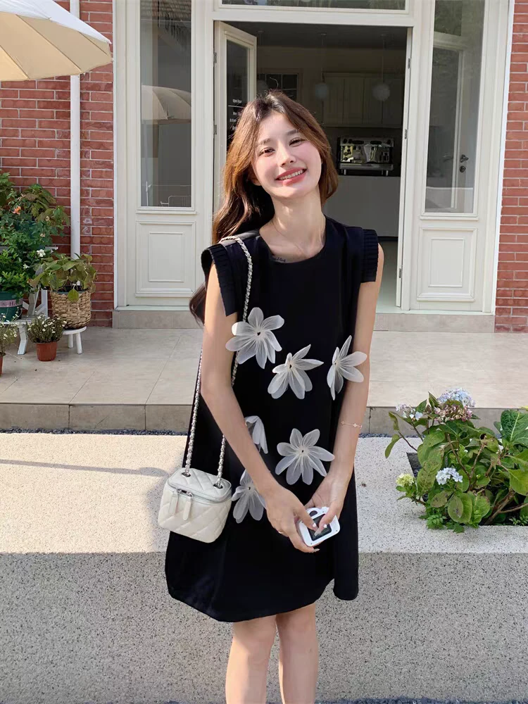 小飞袖黑色立体花朵连衣裙女小香风高级感裙子