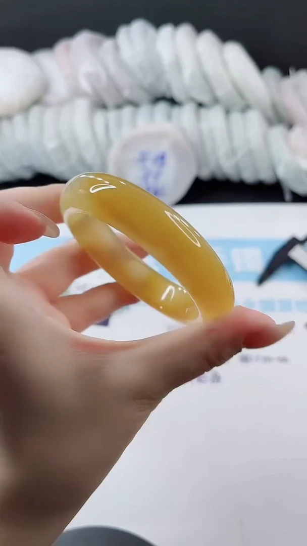 未镶嵌手镯石英质玉多样性发货V13
