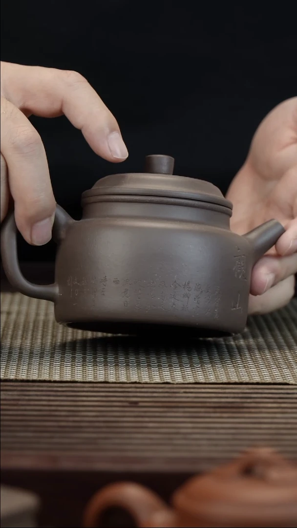 茶壶紫砂青灰紫泥刻绘观山德中半手工