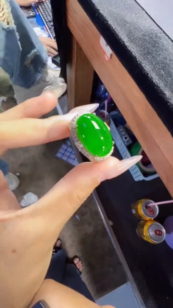 定制翡翠未镶嵌多样性发货戒指1