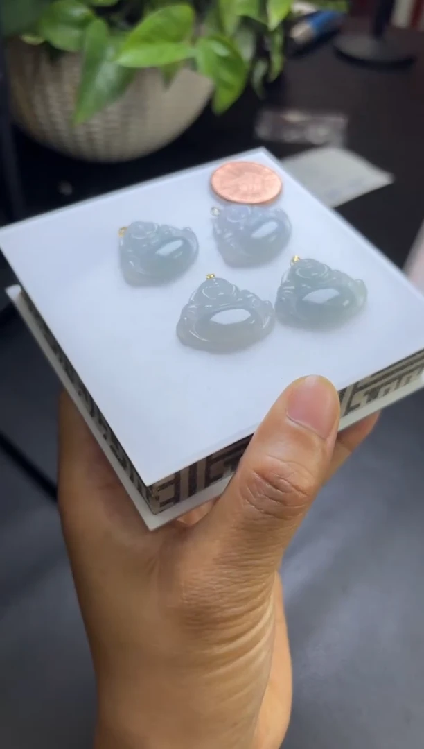 翡翠挂件18K金镶嵌多样性发一件GD030816A69