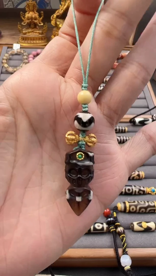 【闪购商品】玛瑙/玉髓颈饰银S925镶嵌吊坠