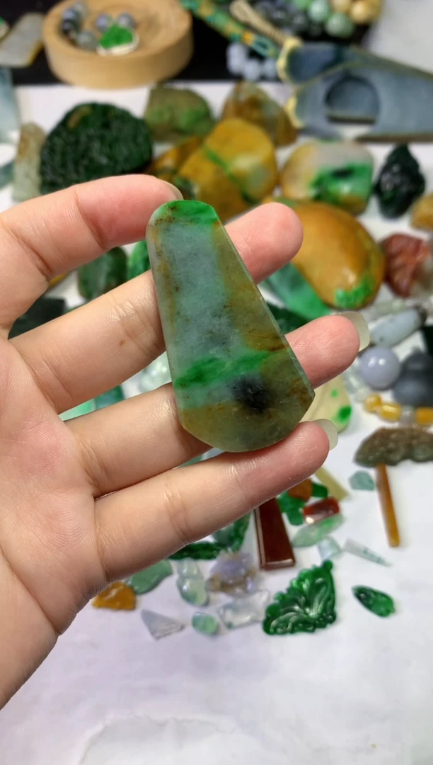 颈饰未镶嵌翡翠庆194天然翡翠
