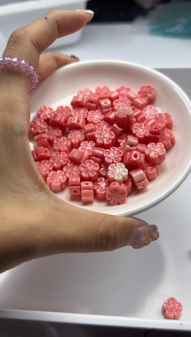 未镶嵌拼合珍珠（马贝珠）颈饰x997女*王贝梅花*6个