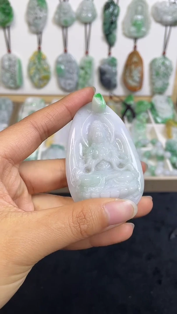 颈饰未镶嵌翡翠1