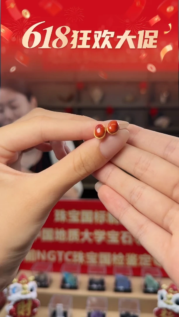 南红玛瑙银S925镶嵌耳钉南红玛瑙椭圆蛋面耳钉S925银