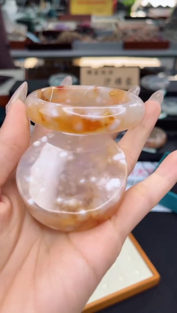 【闪购商品】石英质玉手镯未镶嵌55圈口（赠品镯心）3507023