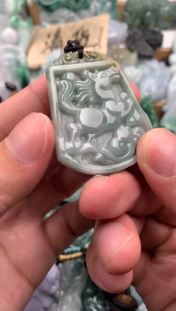 吊坠(不含链)未镶嵌翡翠1