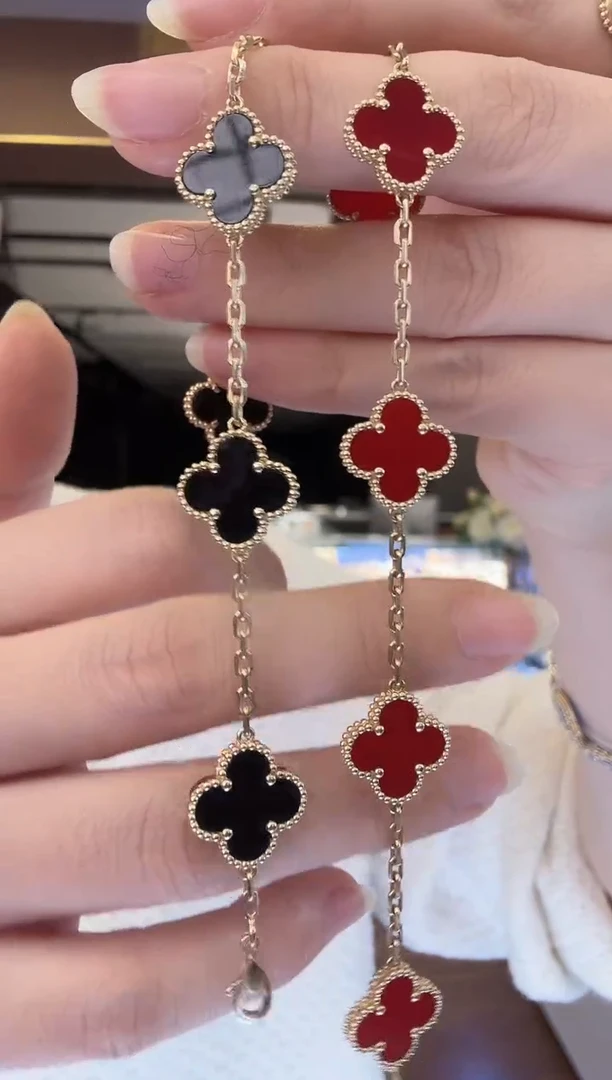 18K金镶嵌手链玛瑙/玉髓多样性发其一