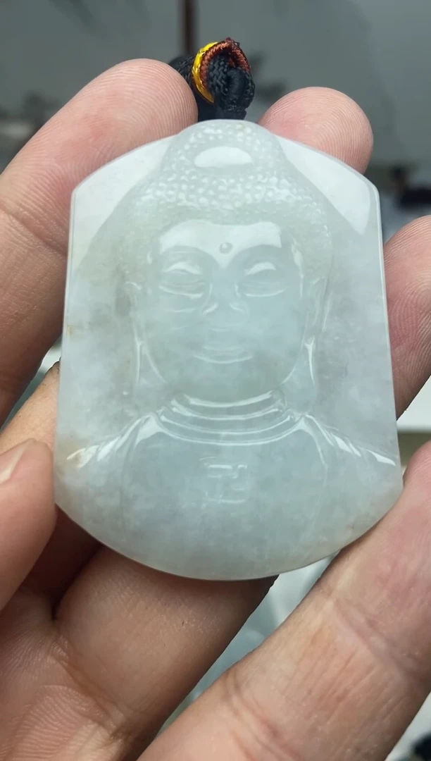 颈饰未镶嵌翡翠佛首
