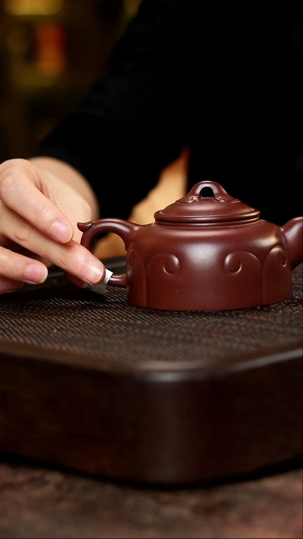 宜兴紫砂万事如意