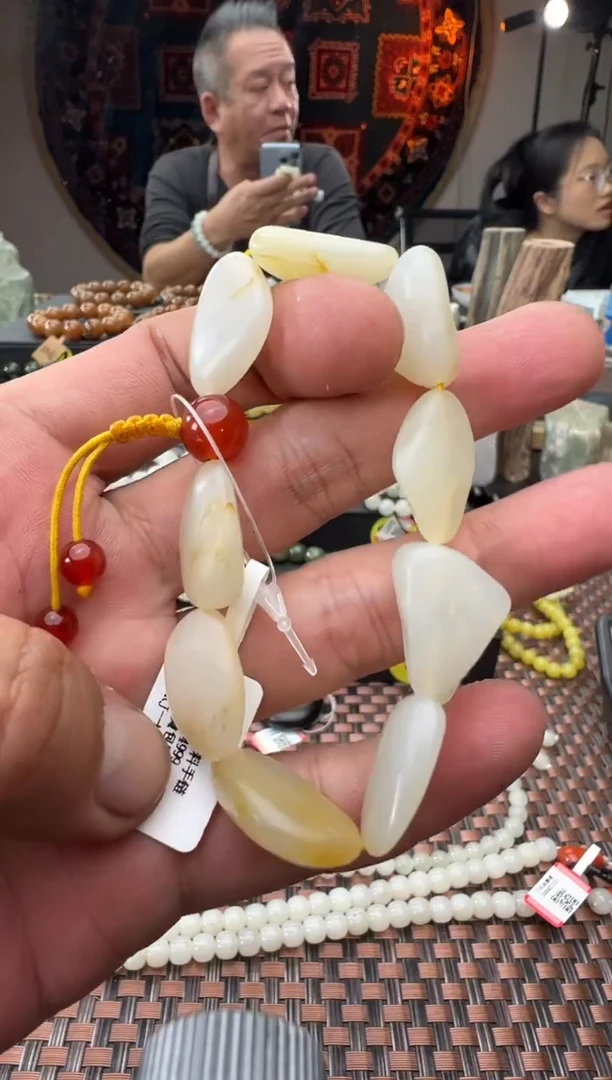 未镶嵌手串和田玉和田玉子料手串