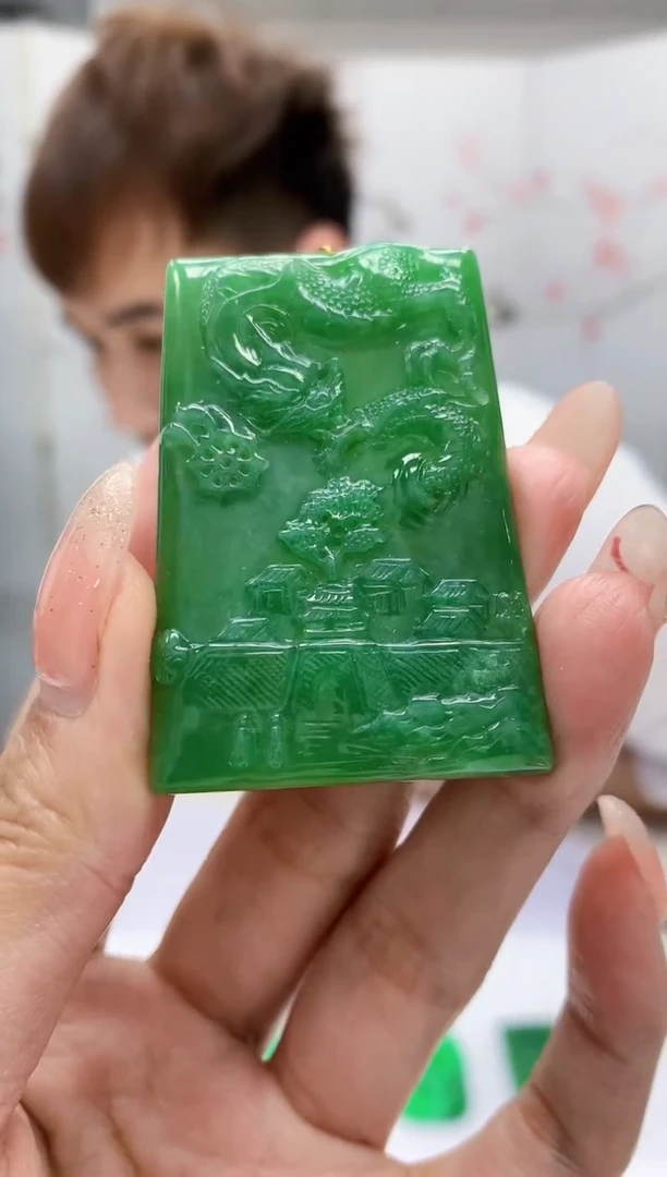 【闪购商品】定制翡翠未镶嵌4868MM-毛货挂件164