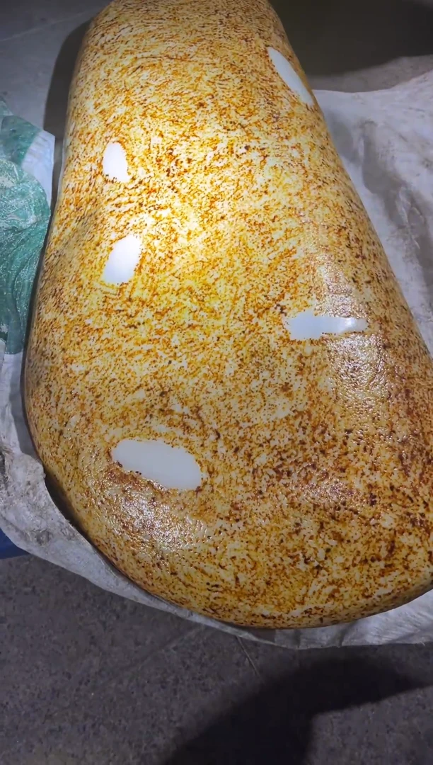 颈饰未镶嵌和田玉（糖玉）3