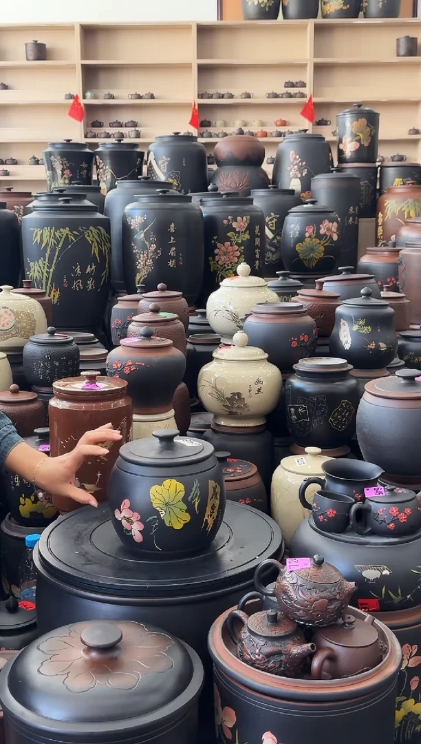 罐瑕疵茶叶罐   彩填腰鼓   959